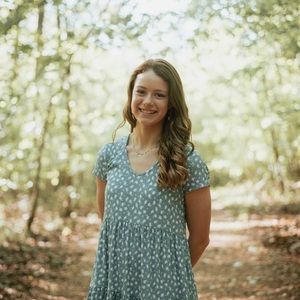 Meet your Posher, Alia